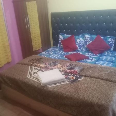 Hotel Antarctica &Pine N Dine Blues Cafe Manali  Bagian luar foto